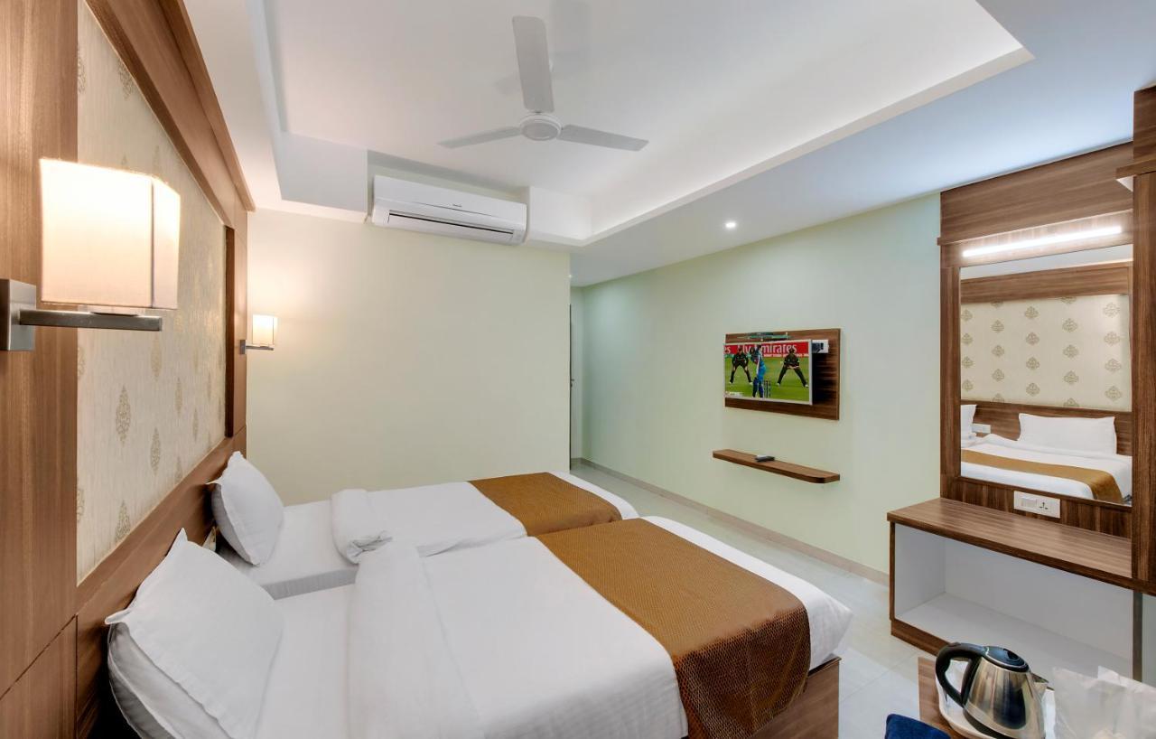 Hotel Shital Inn Ahmedabad Eksteriør billede
