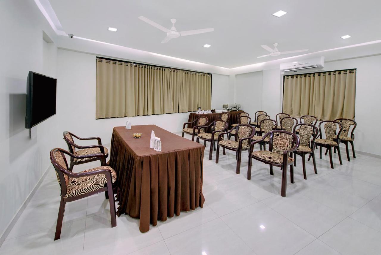 Hotel Shital Inn Ahmedabad Eksteriør billede